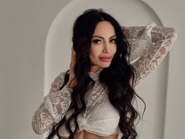 AdriennBurzhe