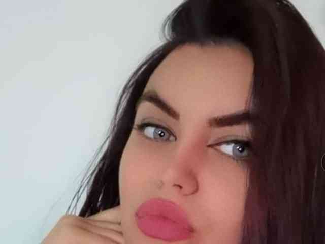 Emanuela18