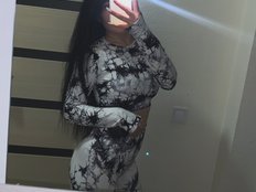 Nikalove-1 - Live Cam