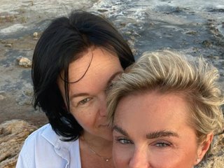 PleasureWeCouple