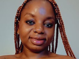 JolieNoir live cam model at BongaCams