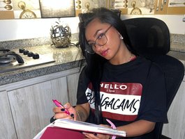 Alana-11 webcam