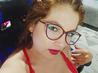 “Fiery Gaze: Red Desire Behind the Glasses 😈🔥👠”