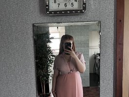 Watch Ustinya live on cam on BongaCams