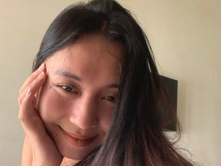 At BongaCams People Call Me Dreamtsgabriella01 And I'm 23 Yrs Old
