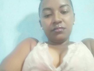 I Live In Antalaha! My Name Is SexyLove31 And I Am A Brunette