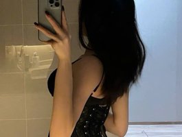 Watch Evelyn2k live on cam on BongaCams