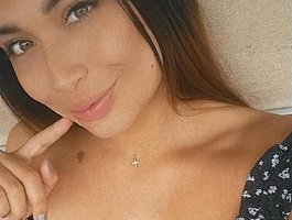 Watch isabellaisla live on cam on BongaCams