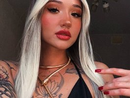 EvaNoir live cam model at BongaCams