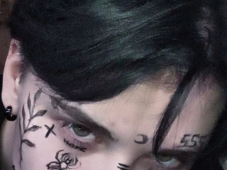 Stella with short hair🤭