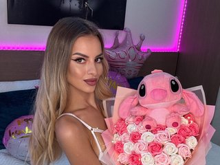Aneblondie