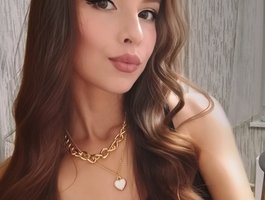 Watch Viktoriya25 live on cam on BongaCams