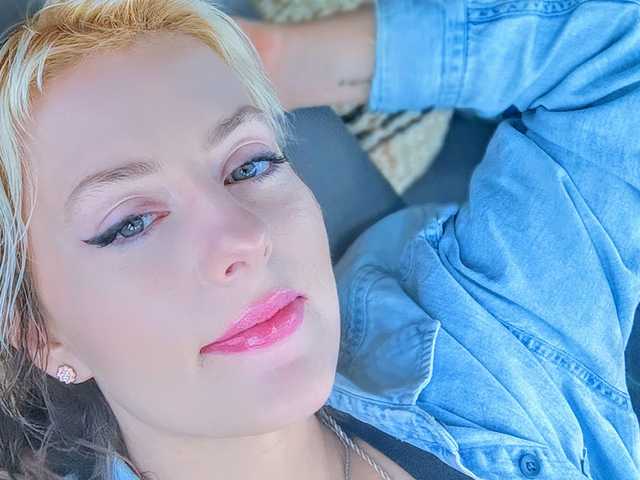 skarlett-rose