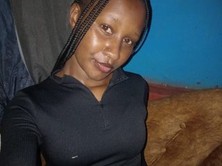 Hornycee2