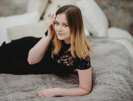 LydiaAngel live cam model at BongaCams