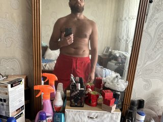 My Model Name Is YourboyX, I Am A Brunette! I'm 29 Yrs Old