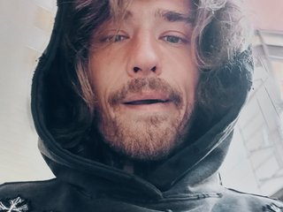 I'm 28 Yrs Old, My BongaCams Model Name Is Sheyes9669A