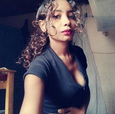 Annicka25