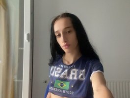 royal-naughty from bongacams