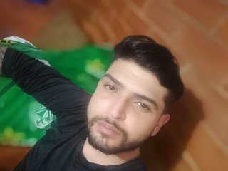 I'm 32 Yrs Old! My BongaCams Model Name Is Dasv93