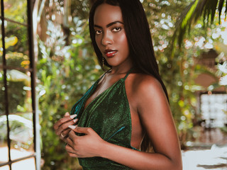 Fresh and wild spring💚🌿🐍