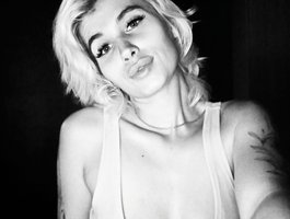 AnnettePeach live cam model at BongaCams
