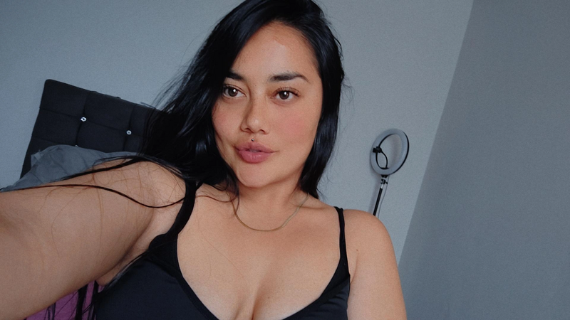 Қолтықты жалаған фото Желіде ауызша секс көру