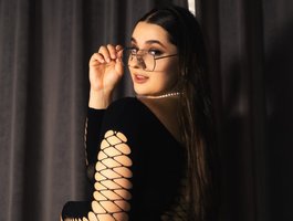 Watch Be1lablush live on cam on BongaCams