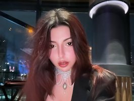 babyjune18 from bongacams