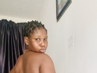 At BongaCams People Call Me AfricanQueen90, I Am A Brunette! I'm 25 Years Old