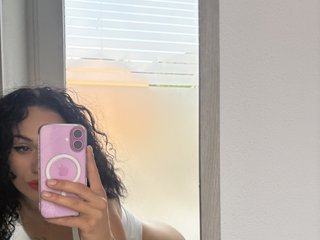 At BongaCams People Call Me Lamery96! I'm A Webcam Lovable Babe And I Am A Brunette