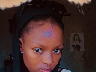 I Am Named Melaninlixx, I'm 21 Years Of Age