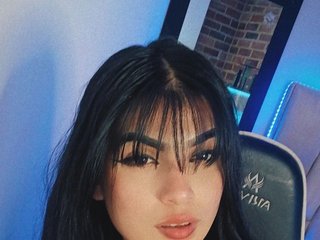 I Am A Brunette And 23 Is My Age And A Live Webcam Attractive Hottie Is What I Am