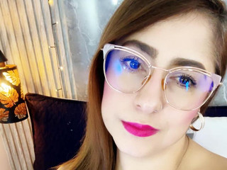 Skin, looks and a little sin 😏