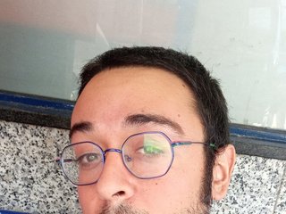 I Am From Valencia! My Age Is 25 Years Old And My Model Name Is Viktor01111