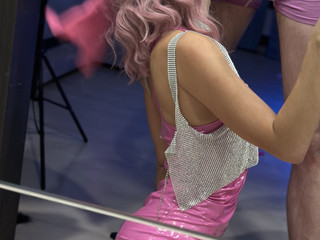 Decorating Xmas tree