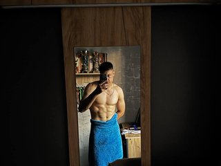 I Am A Brunette, At BongaCams People Call Me Dimko25, I'm 21