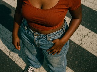 People Call Me Thicky-bae And I Am A Blonde! I Come From Kisumu