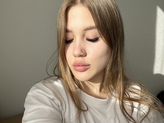I Am A Blonde And My Name Is Second-vers, I'm A Webcam Sexy Sweet Thing