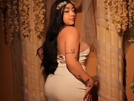 Watch AshlynParker live on cam on BongaCams