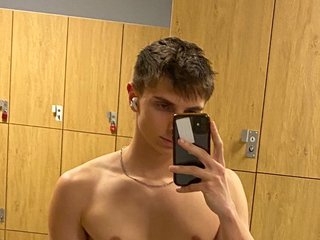 I Am A Brunette And At BongaCams People Call Me HornyYoungboy22cm