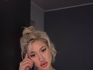 I'm 19 Years Of Age, I Am A Blonde, I'm A Webcam Sexy Girl