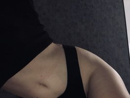 Watch baarrbaarraa live on cam on BongaCams