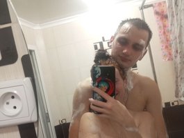 qinallen from bongacams