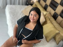 Watch LunaBlazze live on cam on BongaCams