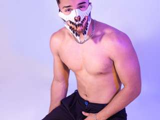 💪 Built to please, baby.