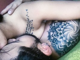 Watch valeywilli live on cam on BongaCams
