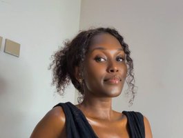 Watch ebonyskinny live on cam on BongaCams