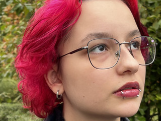 What do you think of this hair colour?