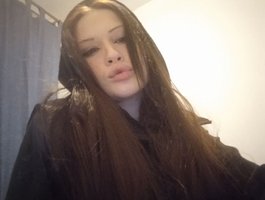 Watch KristleKumro live on cam on BongaCams
